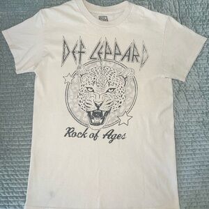 Bravado Def Leppard Rock of Ages Tee-shirt / Beige / Women size XS